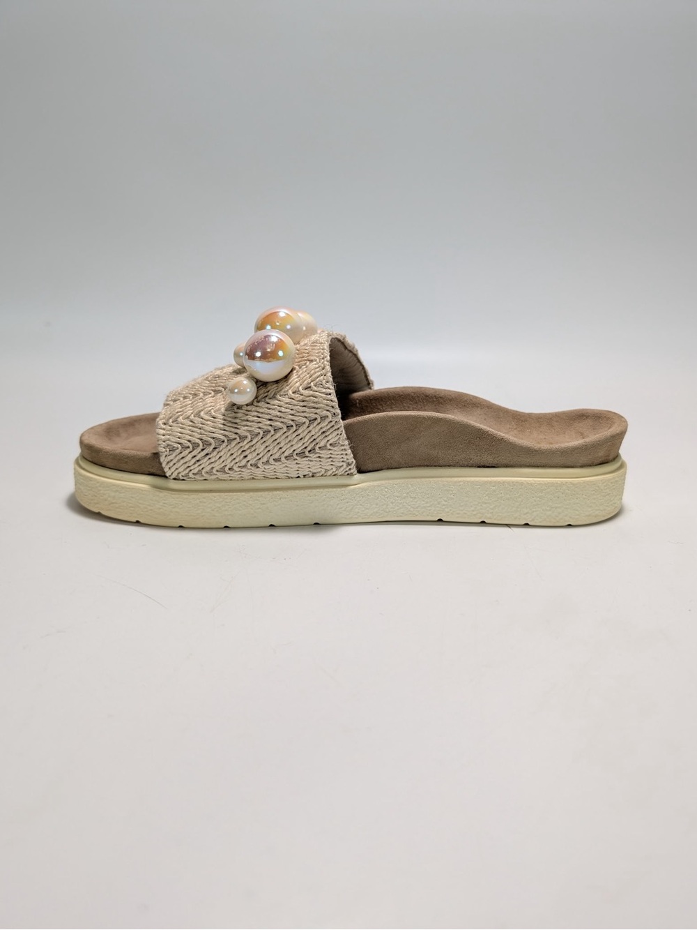 Inuikii Raffia Pearl Slides - Picture 7 of 10